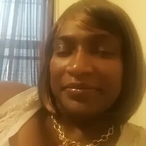 Meet your Posher, Nina